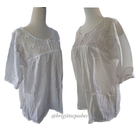 HANDMADE Traditional Laced Mexican Blouse - Picture 2 of 13